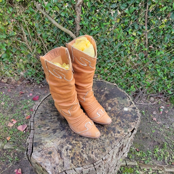 Shoes - Women Vintage Leather Brown Cowgirl Boots Size 8.5, 9/Women Leather Boots/Women